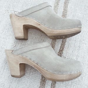 No. 6 Old School Clogs Size 6